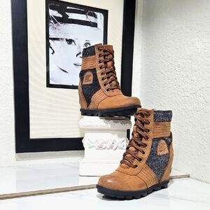 Sorel Lexie hidden wedge boots